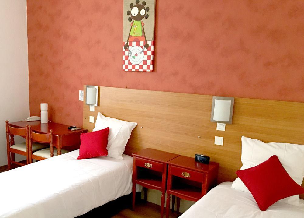 Cecil Hotel